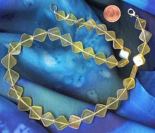 Gelber Fluorit - Halskette aus Karosteinen